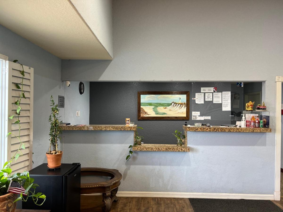 Hotel Bien Venido Pearsall エクステリア 写真