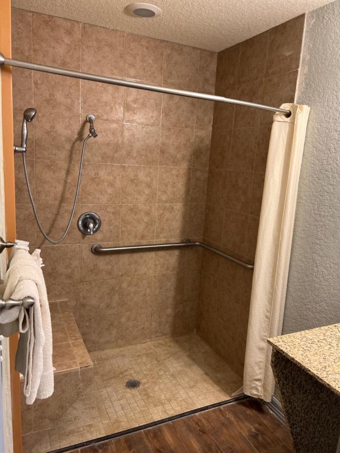 Hotel Bien Venido Pearsall エクステリア 写真